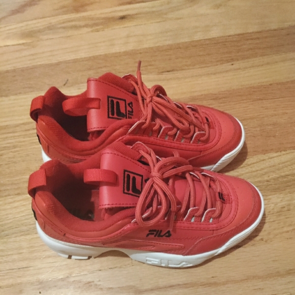 RED FILA DISRUPTOR 2 - Picture 2 of 4